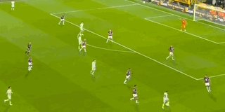 1776901519368062566.gif 4.gif